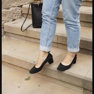 Everlane Italian Leather Day Heels in Navy Suede